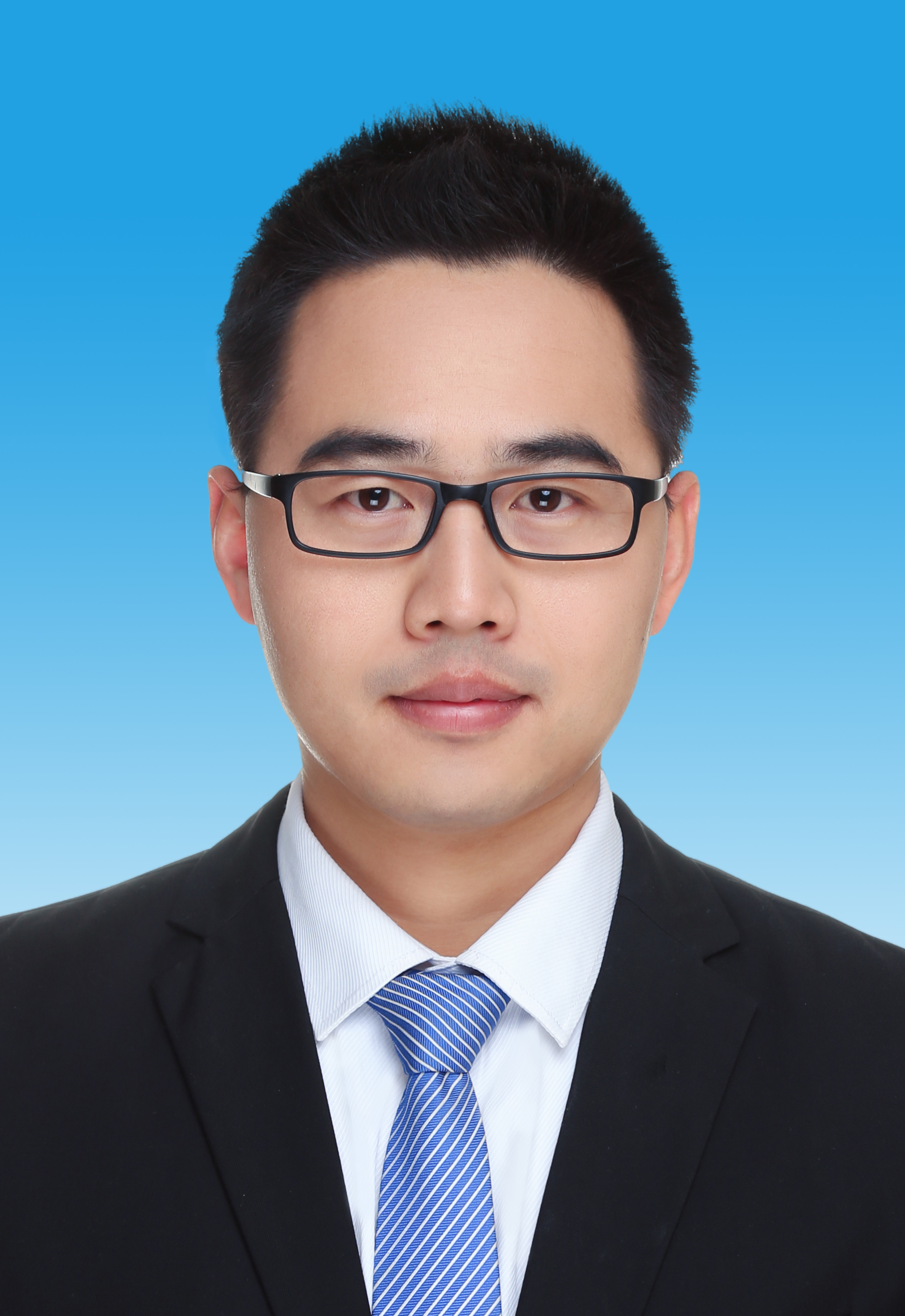 焦健