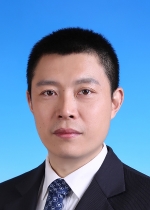 李溱